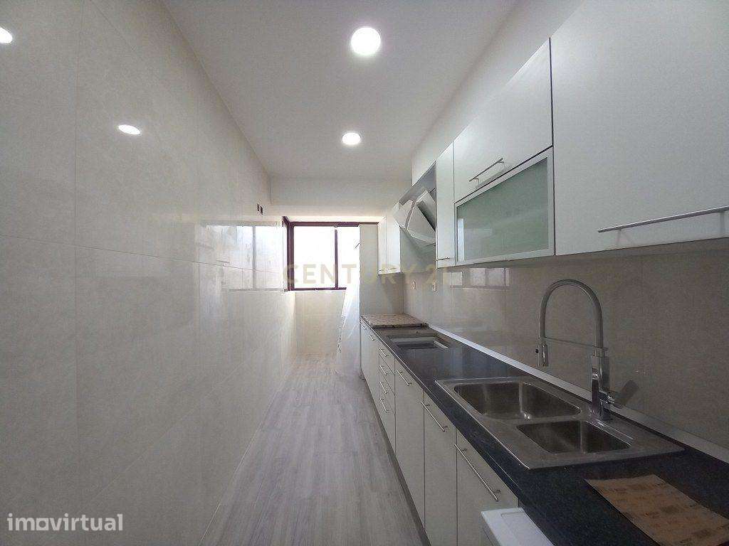 Apartamento T4  - Costa da Caparica - Oportunidade de Renovação - Grande imagem: 5/21