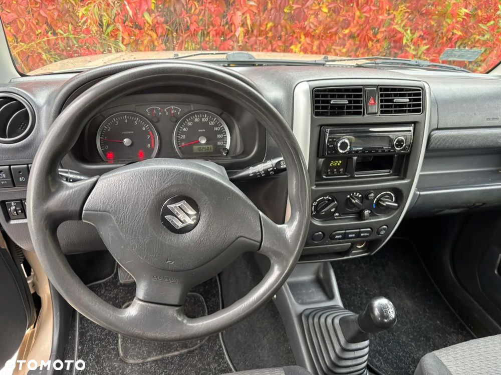 Suzuki Jimny - 12