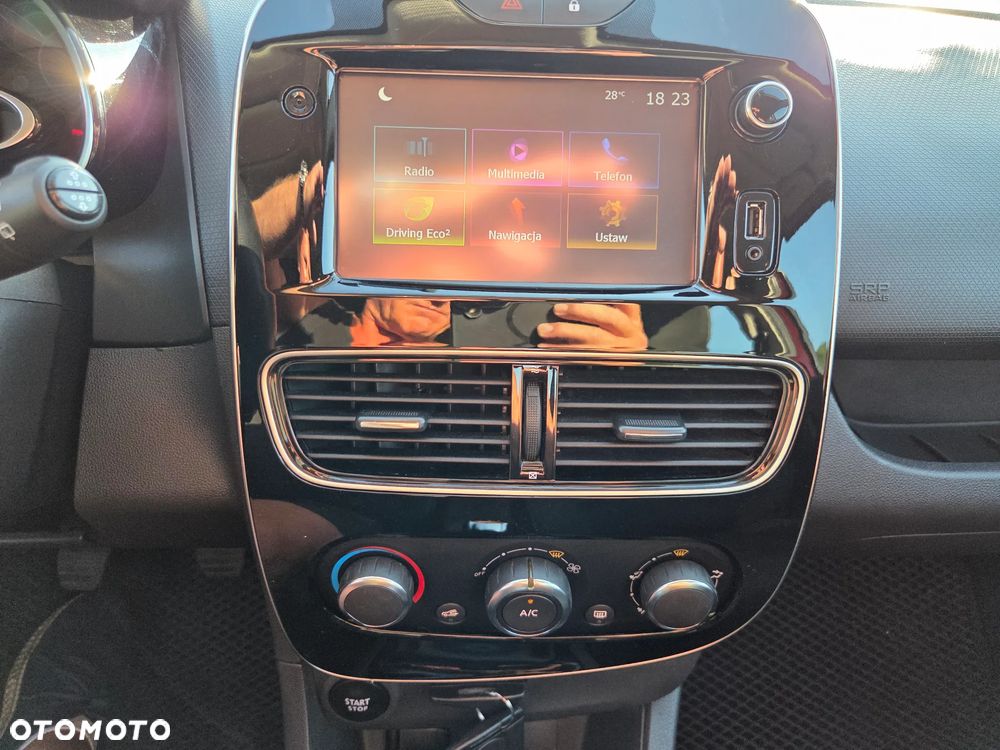 Renault Clio - 20
