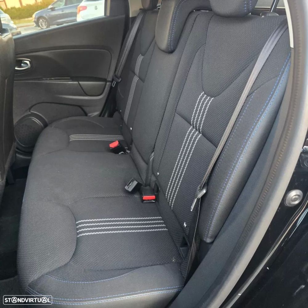 Renault Clio Sport Tourer 1.5 dCi GT Line - 19