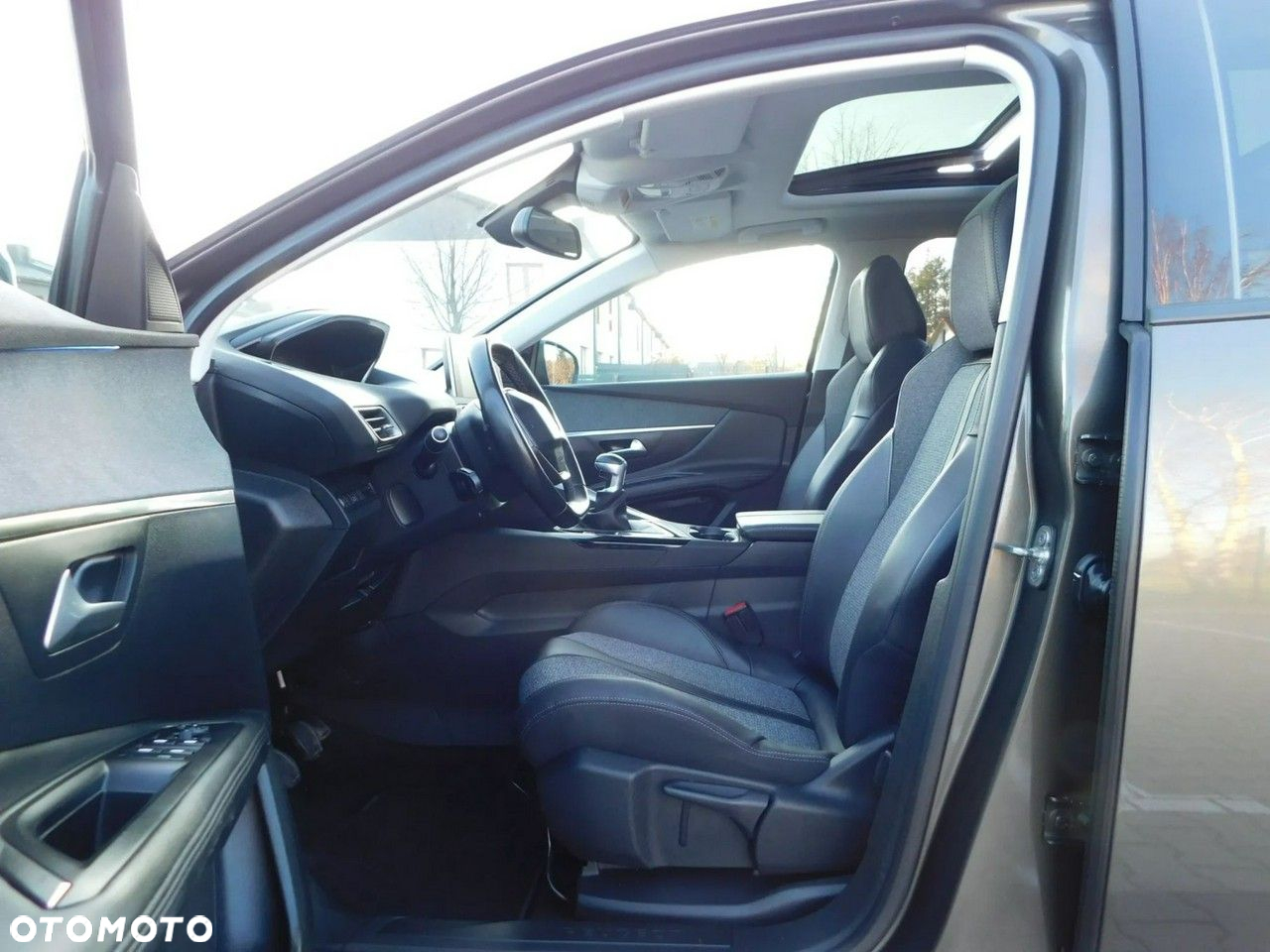 Peugeot 3008 1.5 BlueHDi Allure S&S - 13
