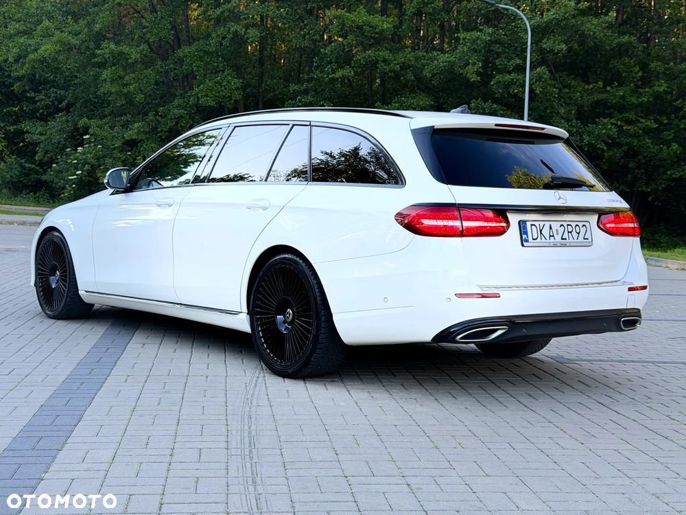 Mercedes-Benz Klasa E 200 d 9G-TRONIC - 11