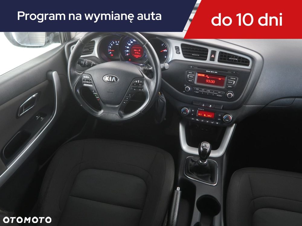Kia Ceed - 9