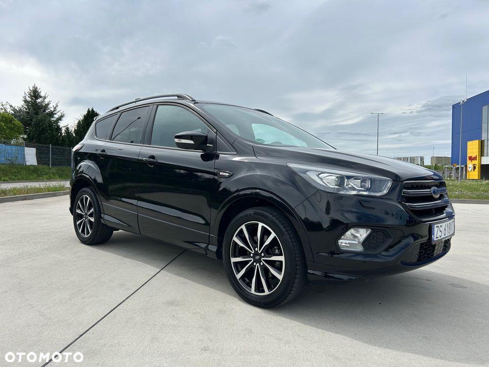 Ford Kuga 1.5 EcoBoost 2x4 ST-Line - 11