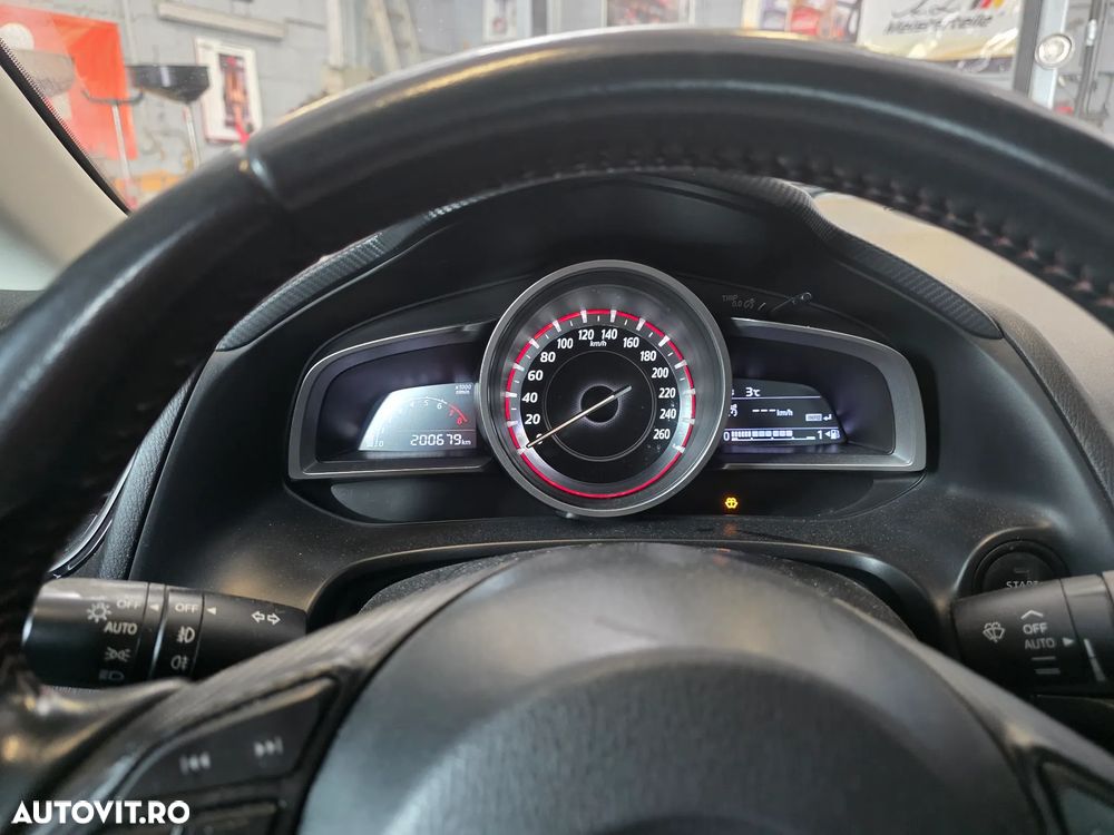 Mazda 3 G120 Challenge - 8