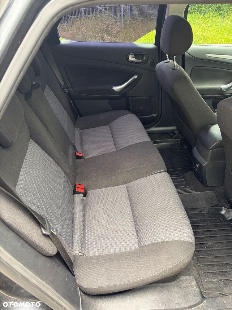 Ford Mondeo - 20