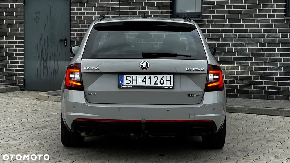 Skoda Octavia 2.0 TDI 4x4 DSG RS - 19