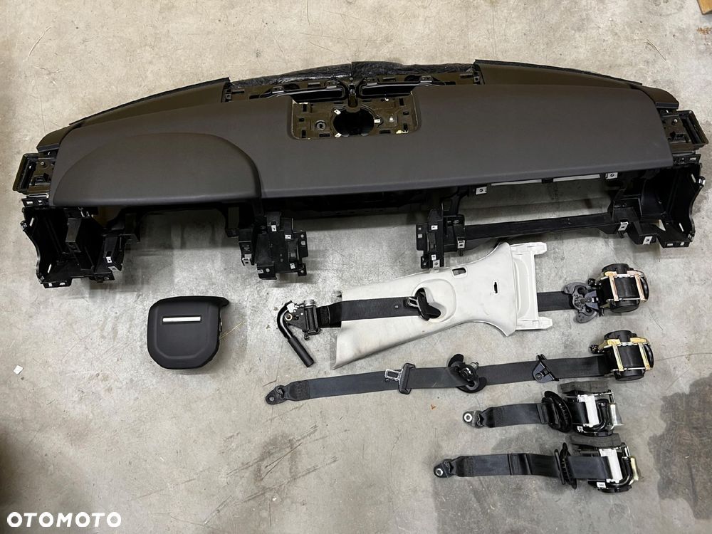 DESKA KONSOLA AIRBAG PODUSZKI 4X PASY NAPINACZE LAND ROVER DISCOVERY V L462