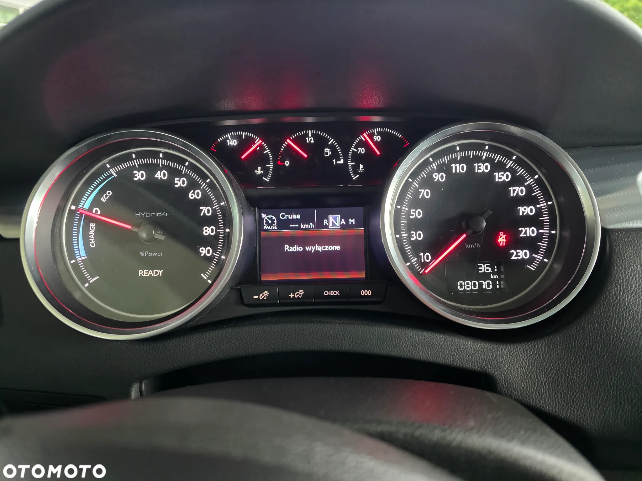 Peugeot 508 RXH 2.0 HDi HYbrid4 - 20