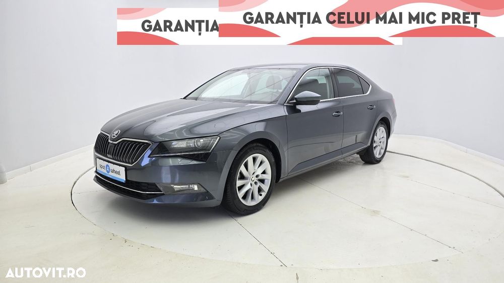 Skoda Superb 2.0 TDI DSG Ambition - 1