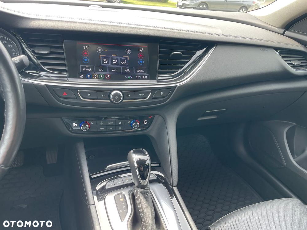 Opel Insignia 2.0 CDTI Exclusive S&S - 12