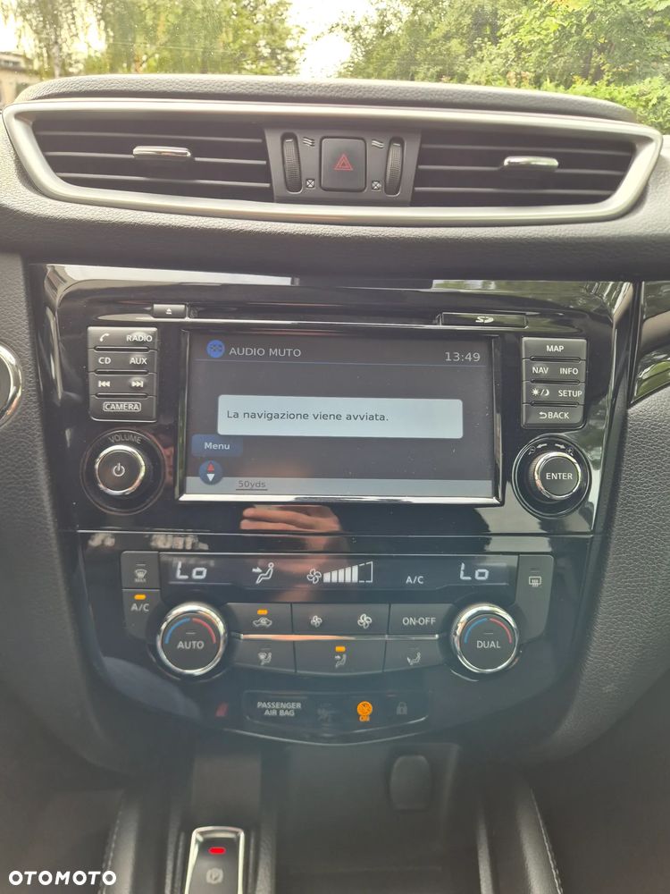 Nissan Qashqai 1.6 DCi Tekna EU6 - 10