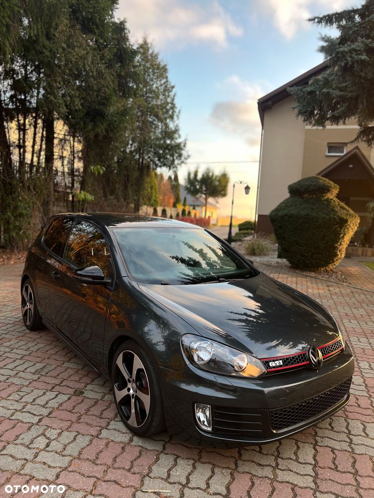 Volkswagen Golf VI 2.0 TSI GTI - 4