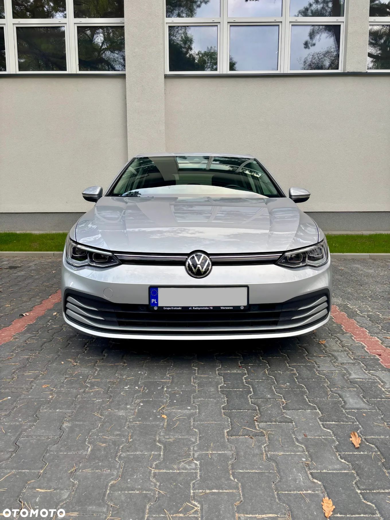 Volkswagen Golf - 1