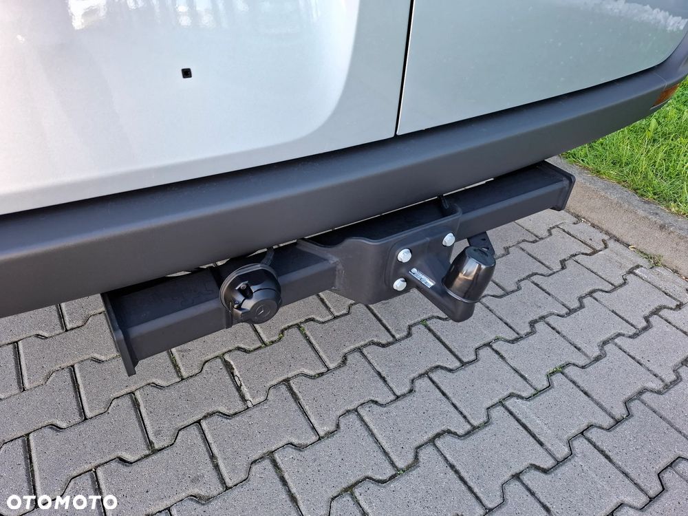 Mercedes-Benz Sprinter 317 CDI Furgon PRO długi 4325 mm L3H2 - 12