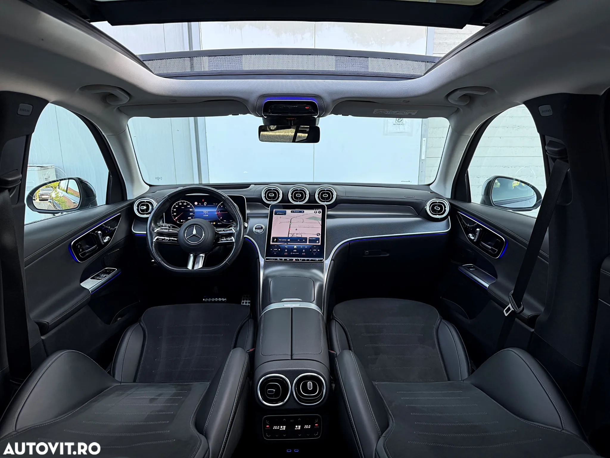 Mercedes-Benz GLC 300 d 4Matic 9G-TRONIC AMG Line Advanced - 24