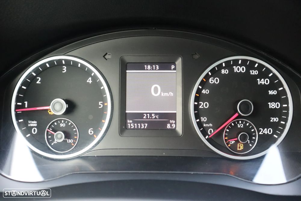 VW Tiguan 2.0 TDi Track 4Motion DSG - 30