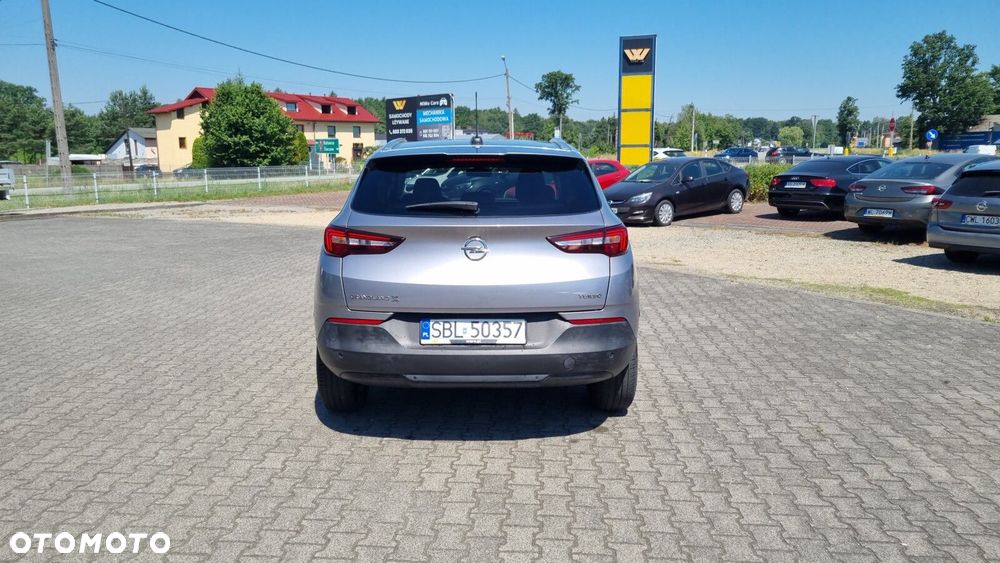 Opel Grandland X 1.2 T Enjoy S&S - 12