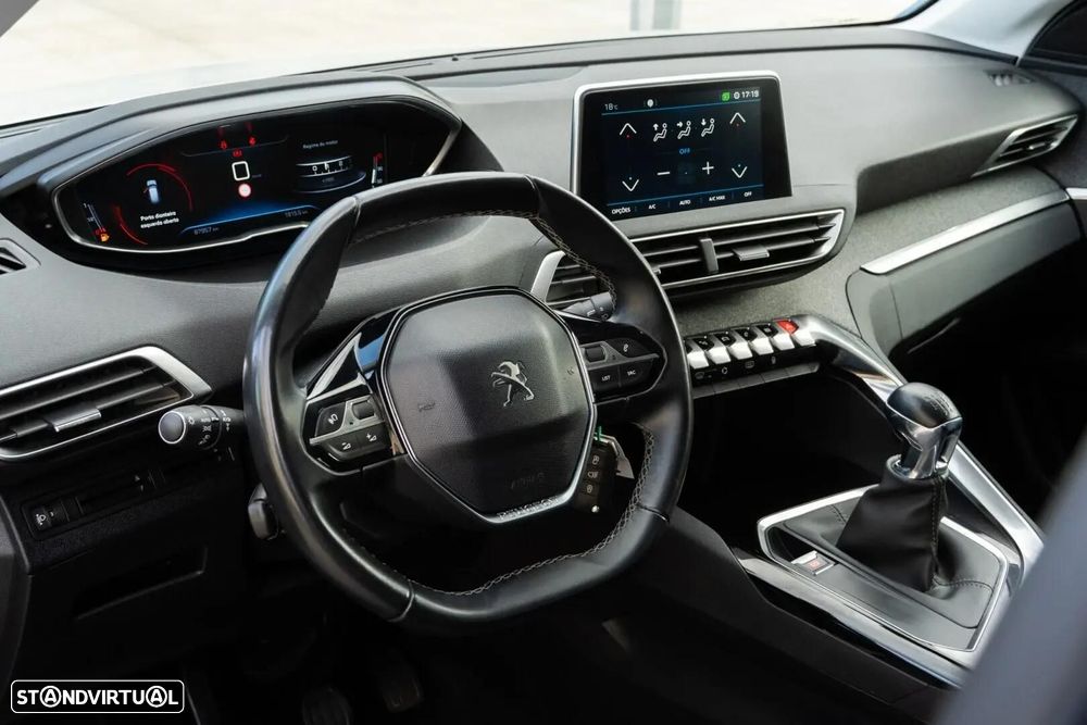Peugeot 3008 - 8