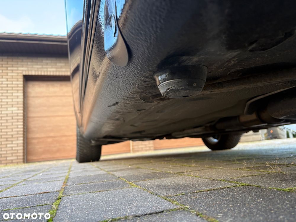 Mercedes-Benz CLK - 25