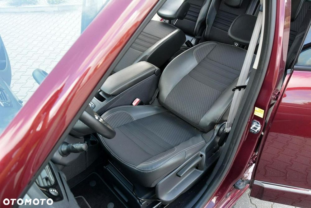Renault Scenic ENERGY TCe 130 BOSE EDITION - 19