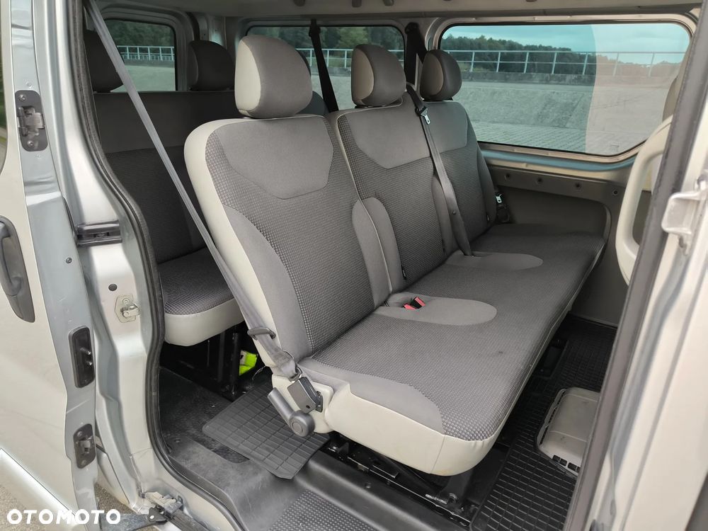 Opel Vivaro L2H1 2.9t - 22