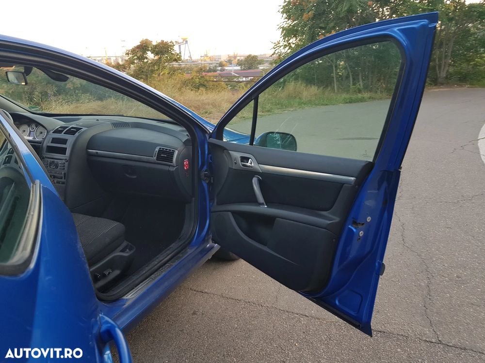Peugeot 407 HDi 135 Automatik Premium - 32