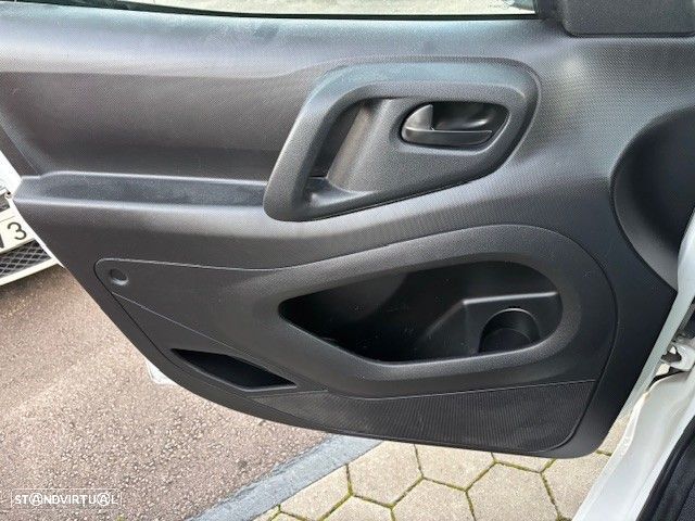 Citroën Berlingo 1.6 e-HDi Séduction - 17