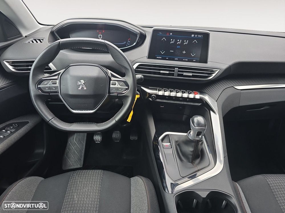 Peugeot 3008 1.5 BlueHDi Style — fotografia 10