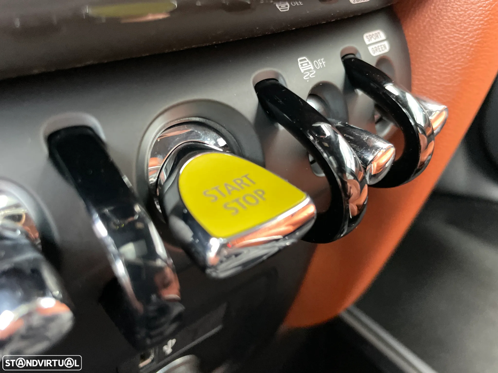 MINI Countryman Cooper SE ALL4 Auto - 25