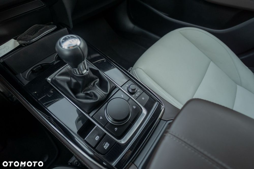 Mazda CX-30 - 32