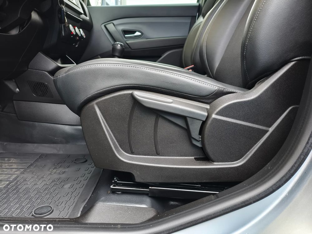 Renault Express - 10