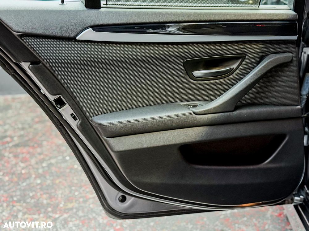 BMW Seria 5 520d xDrive Aut. - 25
