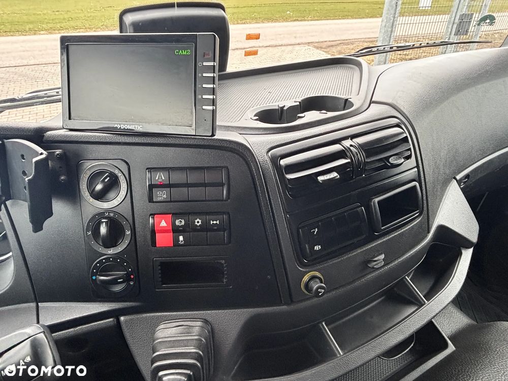 Mercedes-Benz ATEGO 1224 kontener , winda (izoterma 1227, 1230) DMC 11990 kg , z Niemiec, idealny do zabudowy pomoc drogowa , laweta - 22