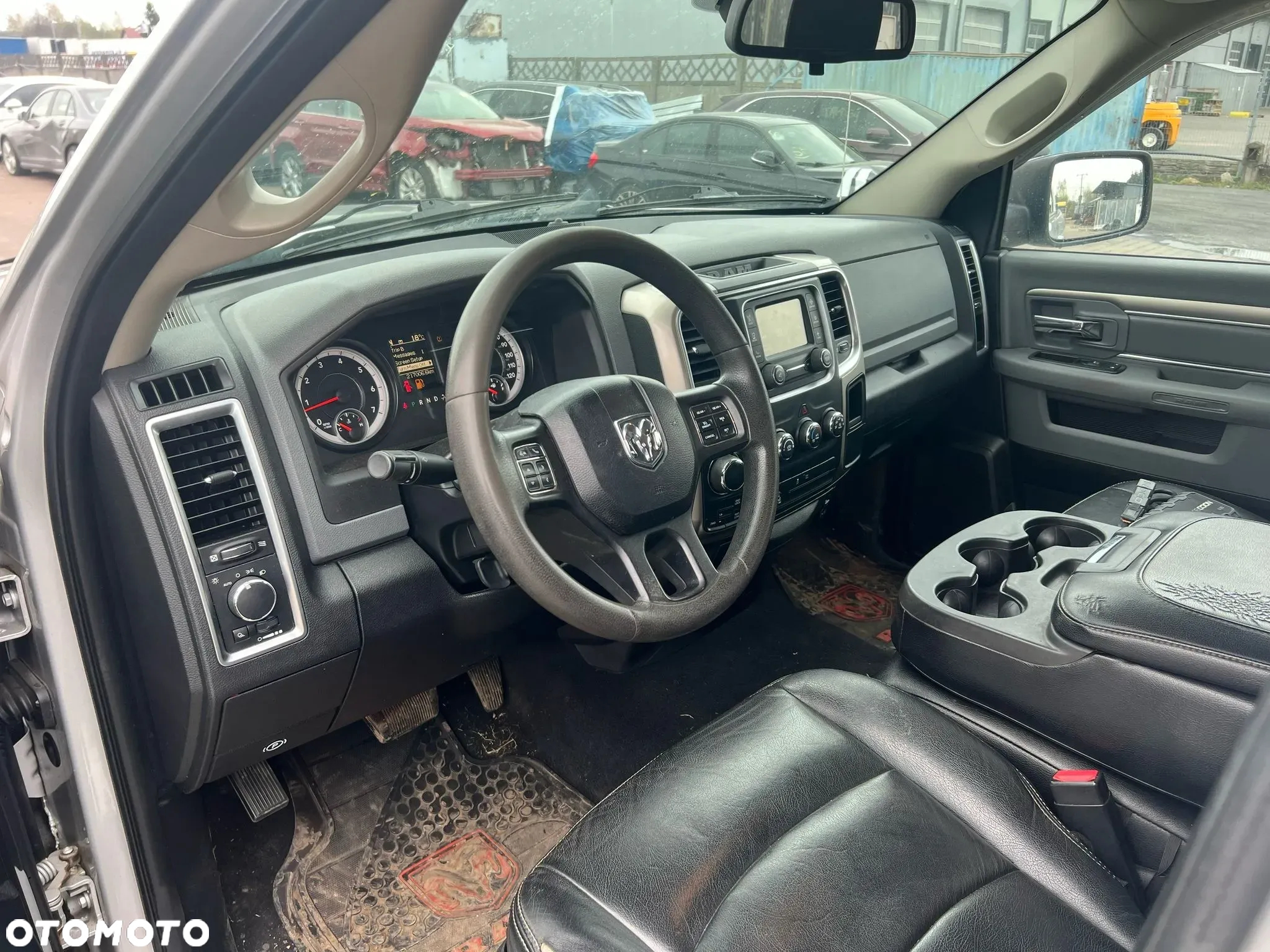 RAM 1500 5.7 Crew Cab Laramie - 10