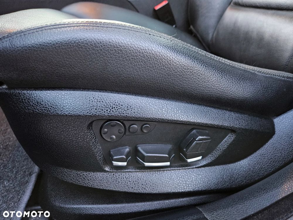 BMW Seria 5 520d - 16