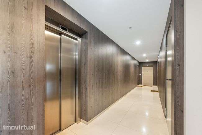 Apartamento T2 para venda na Madalena a 5 minutos da Praia - Grande imagem: 5/23