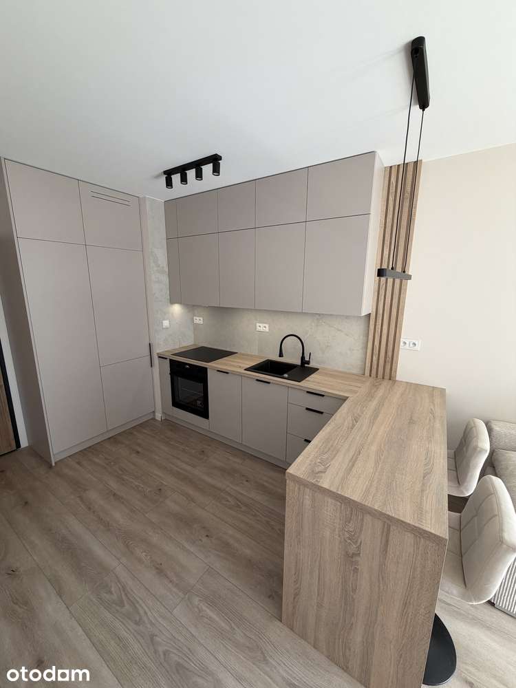 Nowy apartament, 2 pokoje, metro, garaż, bezpośrednio