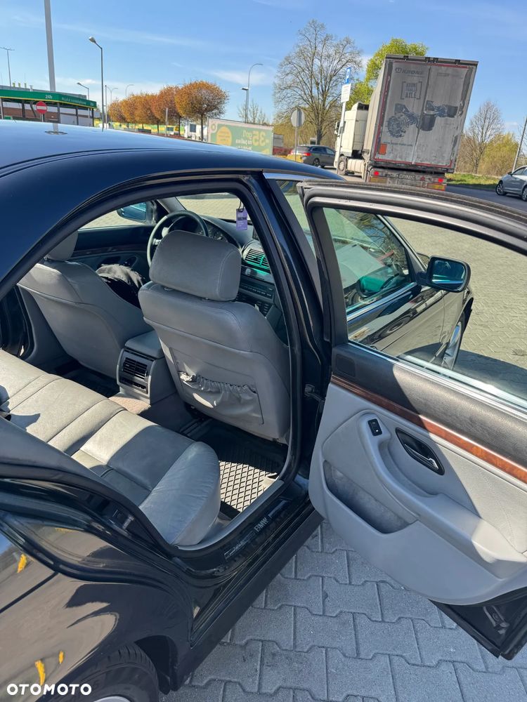 BMW Seria 5 - 12