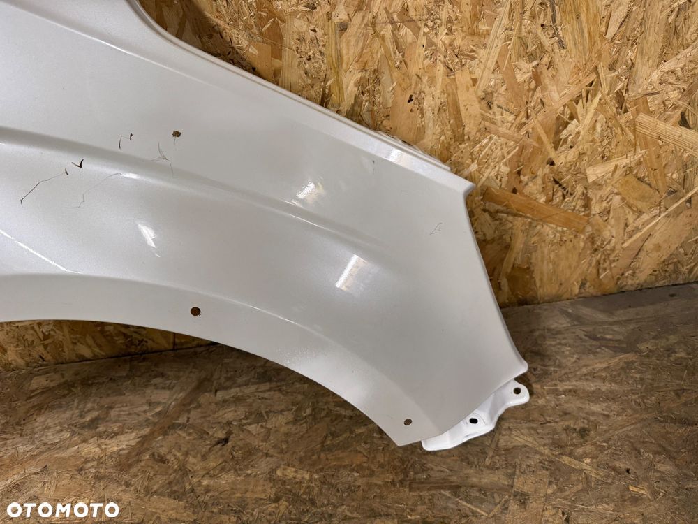 Przedni prawy błotnik Suzuki ignis III - 2