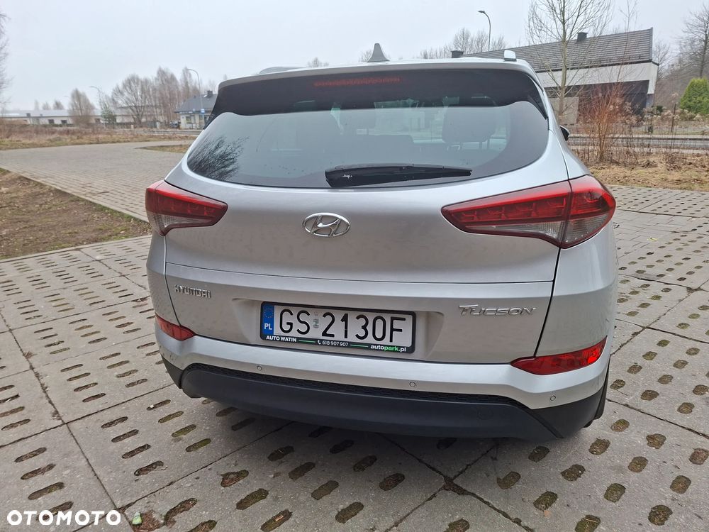 Hyundai Tucson 1.6 GDI BlueDrive Comfort 2WD - 5