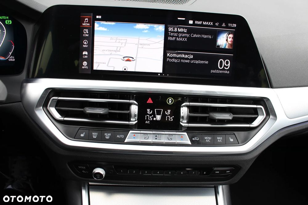 BMW Seria 3 318d Sport Line - 18