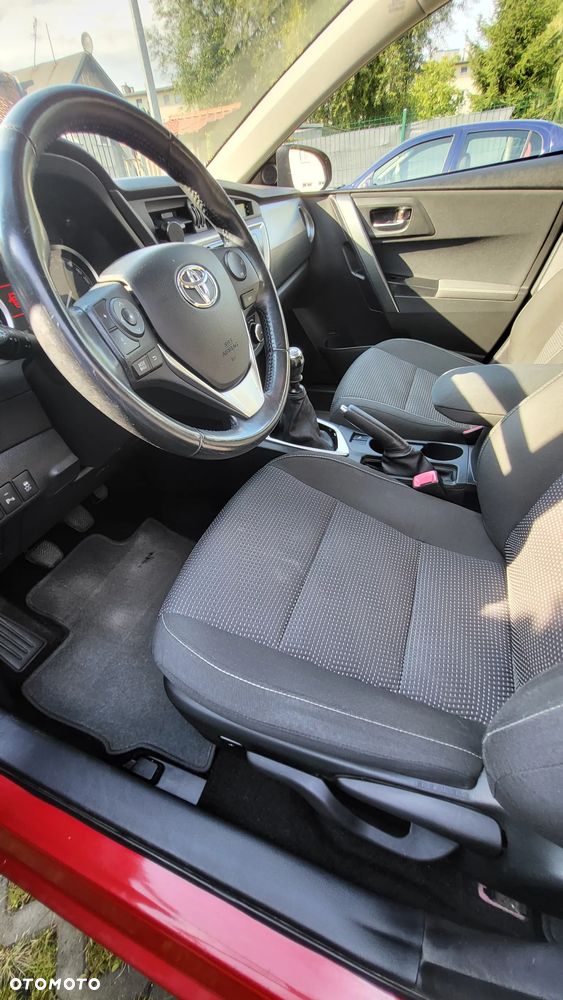 Toyota Auris - 8