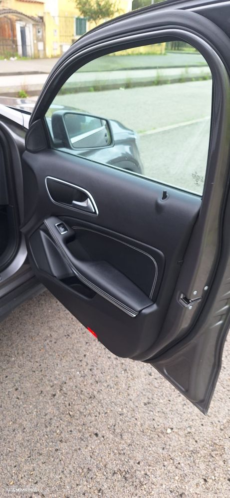 Mercedes-Benz GLA 200 CDI Urban Aut. - 8