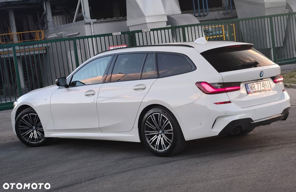 BMW Seria 3 318d M Sport - 21