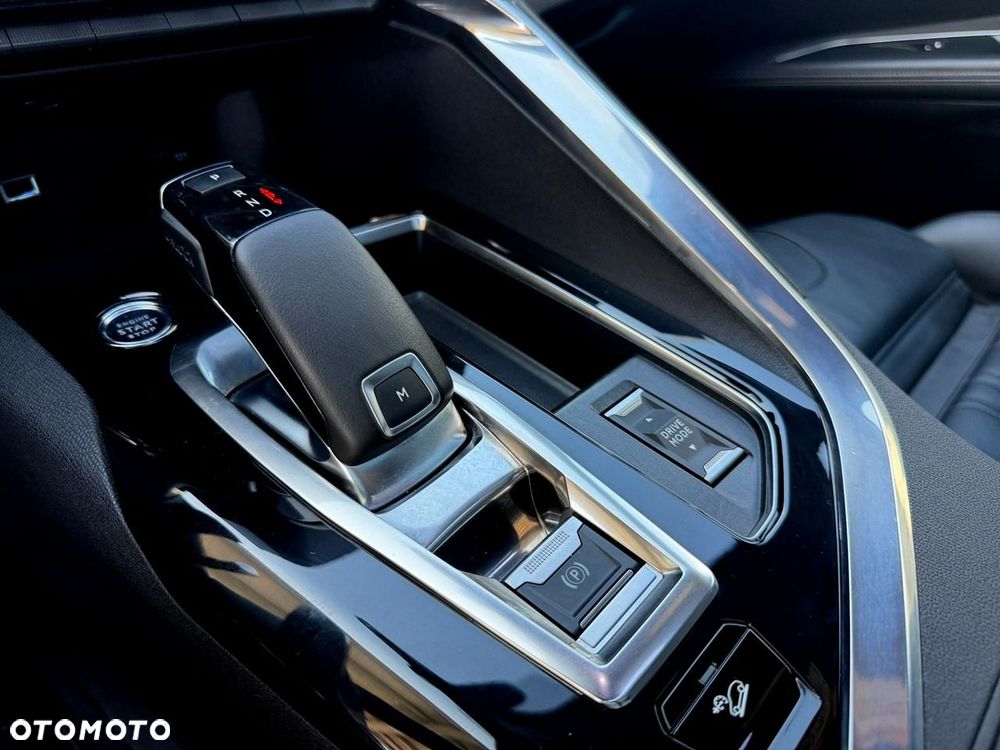 Peugeot 5008 - 29