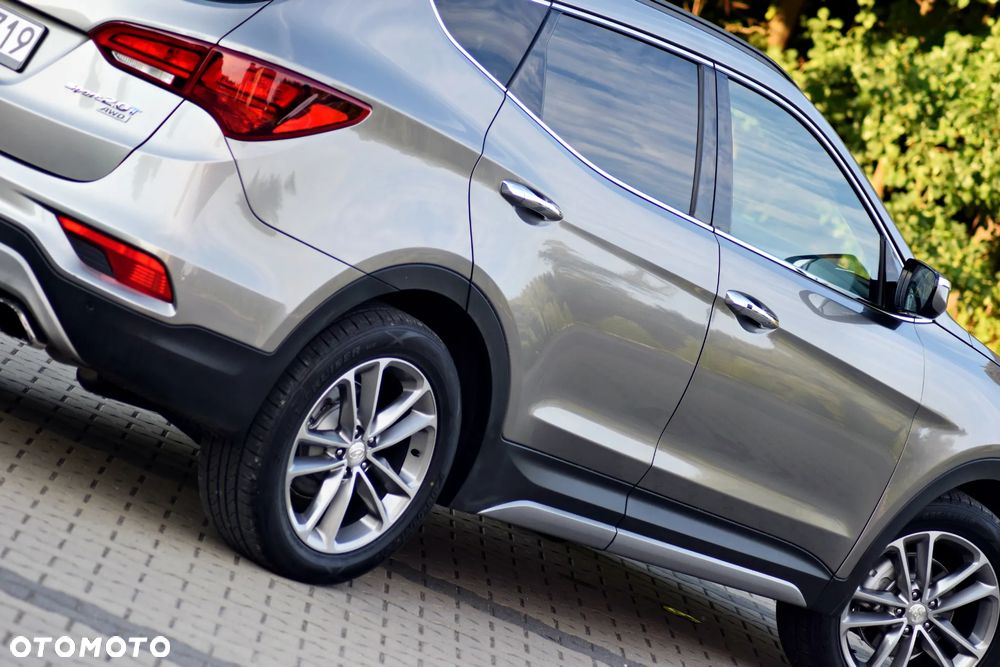 Hyundai Santa Fe 2.0 T Sport Utility - 14