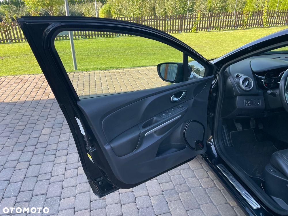 Renault Clio - 31