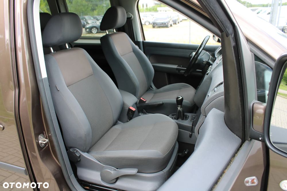 Volkswagen Caddy - 24