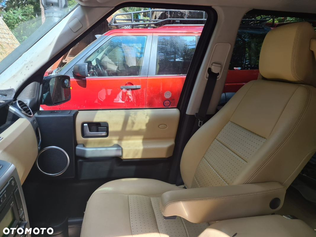 Land Rover Discovery - 4